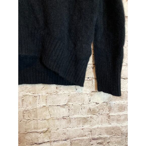 BR Cashmere Sweater Womens Small Black Hi Low Crop Front Pullover Soft Capsule - Picture 7 of 13